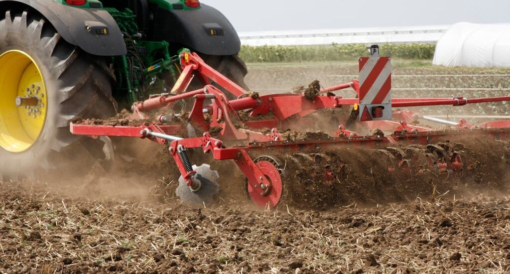 3 solutions pour résoudre les problèmes hydrauliques de votre matériel agricole